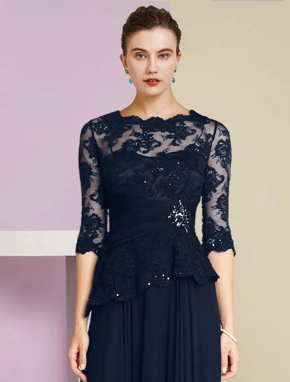 A-Line Mother of the Bride Dress Formal Wedding Guest Elegant Scoop Neck Floor Length Chiffon Lace Half Sleeve with Pleats Appliques Crystal Brooch