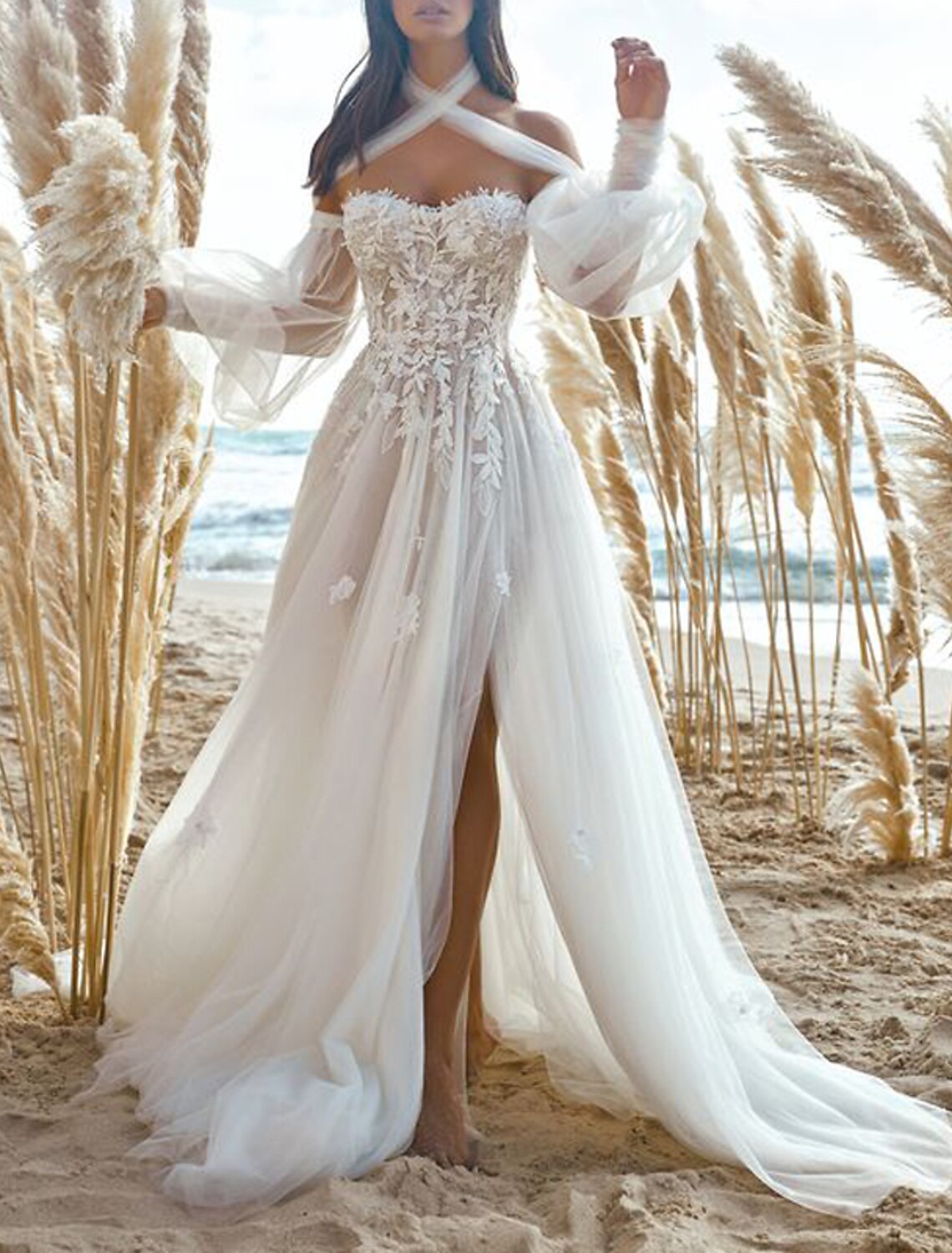 Beach Wedding Dresses A-Line Sweetheart Long Sleeve Sweep / Brush Train Lace Bridal Gowns With Pleats Appliques