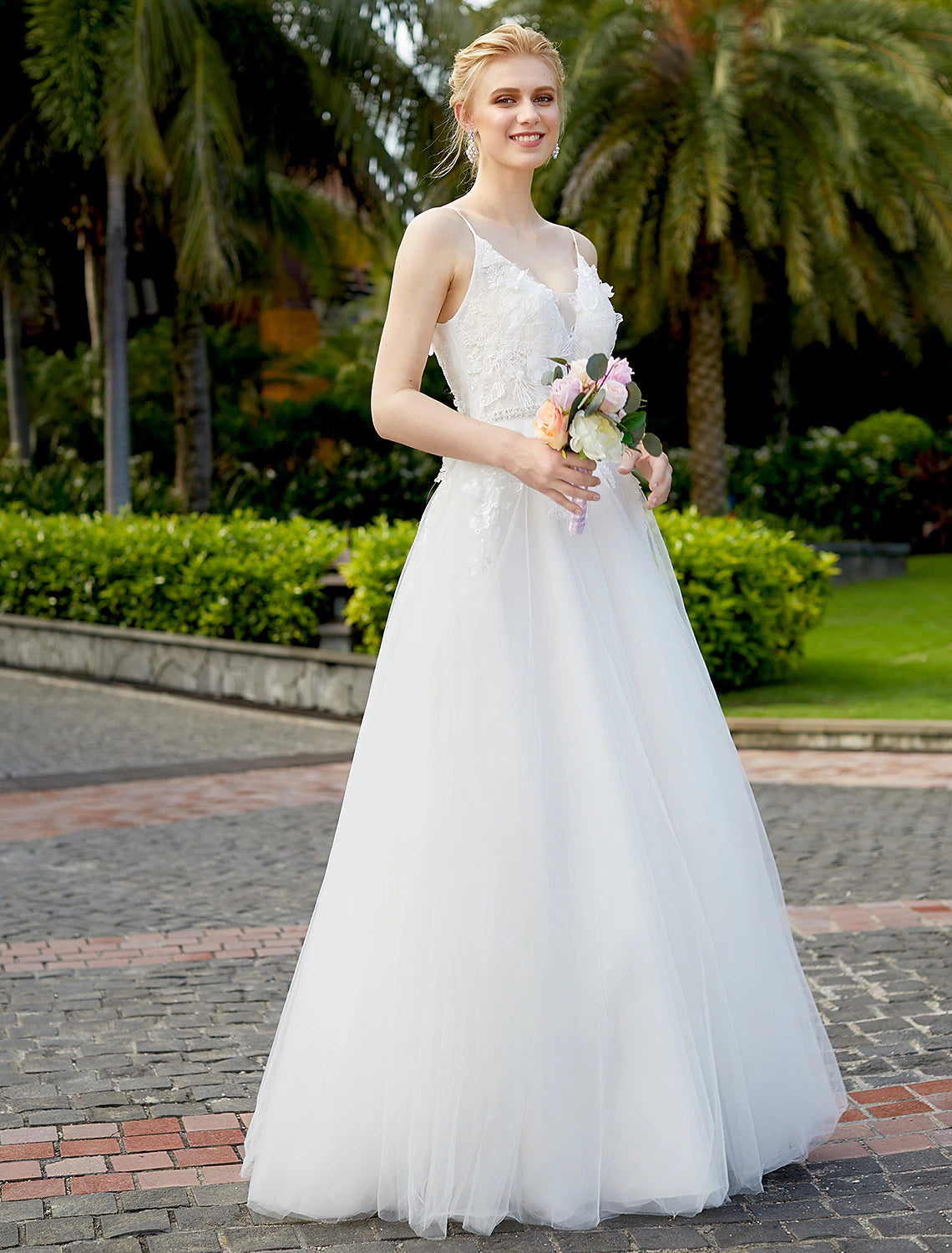 Reception Wedding Dresses A-Line Plunging Neck Sleeveless Floor Length Tulle Over Lace Bridal Gowns With Sashes / Ribbons Beading
