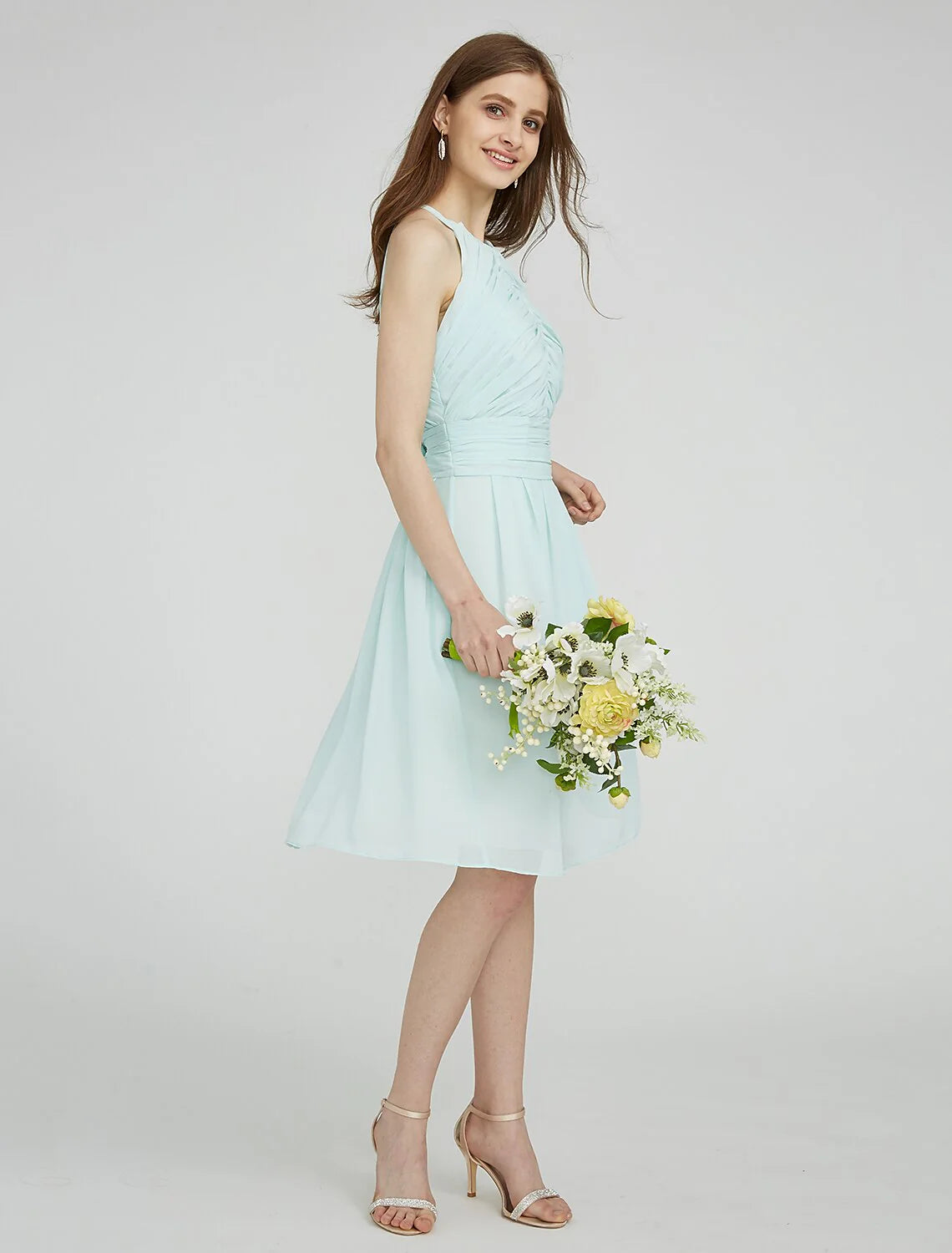 DingjiSheath / Column Jewel Neck Knee Length Chiffon Bridesmaid Dress with Ruched / Side Draping