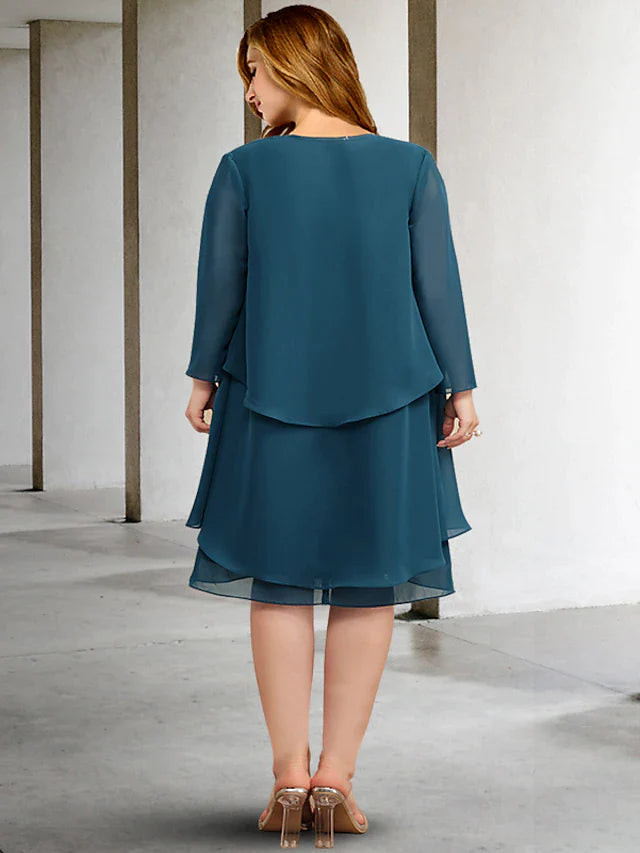 Two Piece A-Line Plus Size Curve Mother of the Bride Dresses Elegant Dress Formal Knee Length Sleeveless V Neck Chiffon with Ruffles