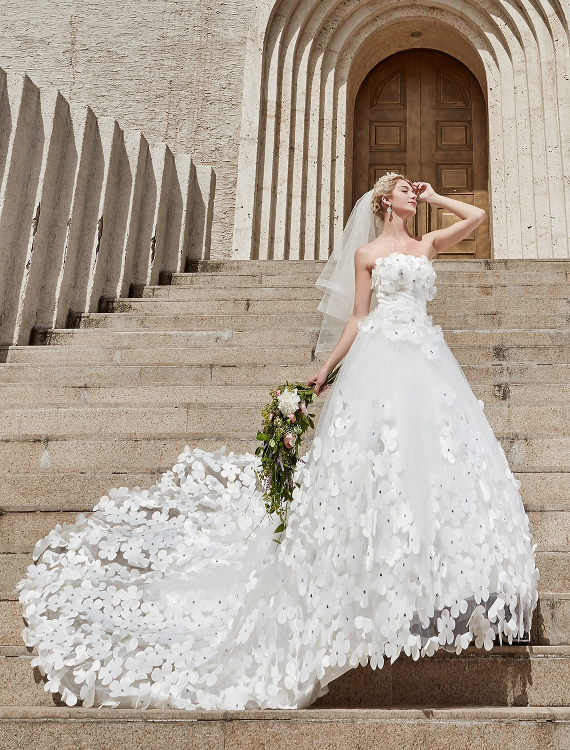 Engagement Sexy Formal Fall Wedding Dresses Mermaid / Trumpet Off Shoulder Cap Sleeve Chapel Train Lace Church Bridal Gowns With Appliques 2023 Summer Wedding Party