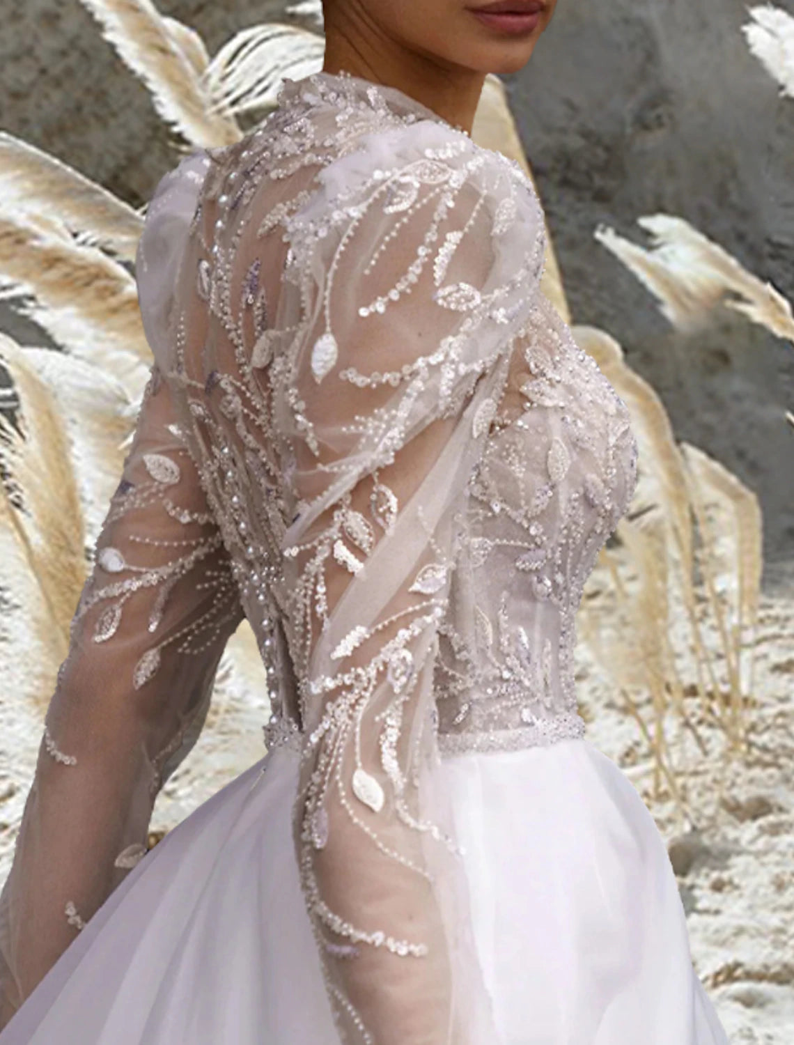 Beach Vintage Formal Wedding Dresses A-Line Illusion Neck Long Sleeve Court Train Lace Bridal Gowns With Beading