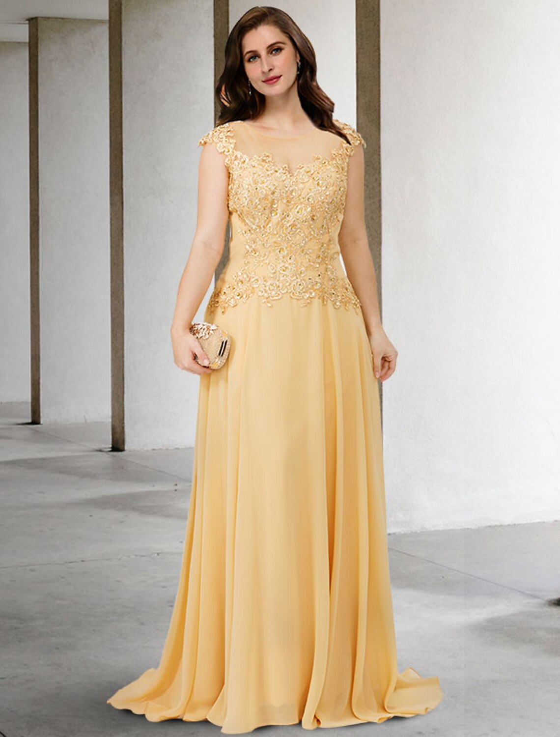 A-Line Plus Size Curve Mother of the Bride Dresses Elegant Dress Formal Sweep / Brush Train Sleeveless Jewel Neck Chiffon with Beading Appliques