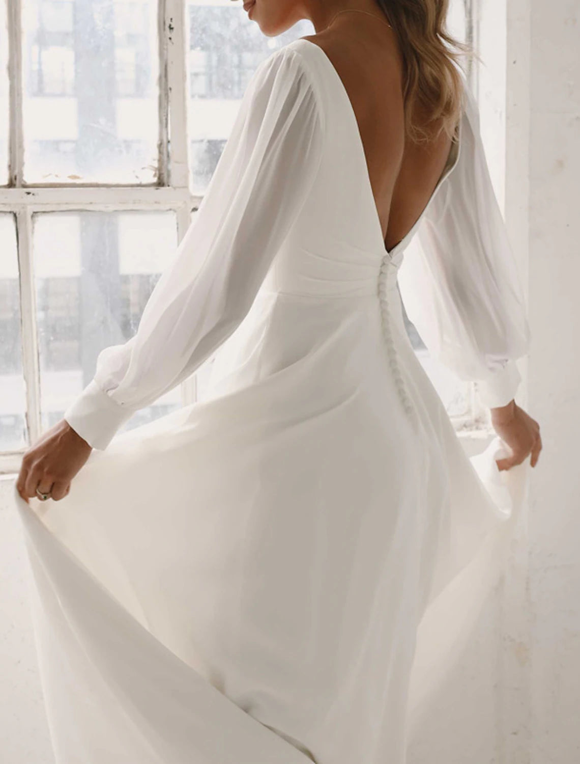 Hall Casual Wedding Dresses A-Line V Neck Long Sleeve Court Train Chiffon Bridal Gowns With Solid Color