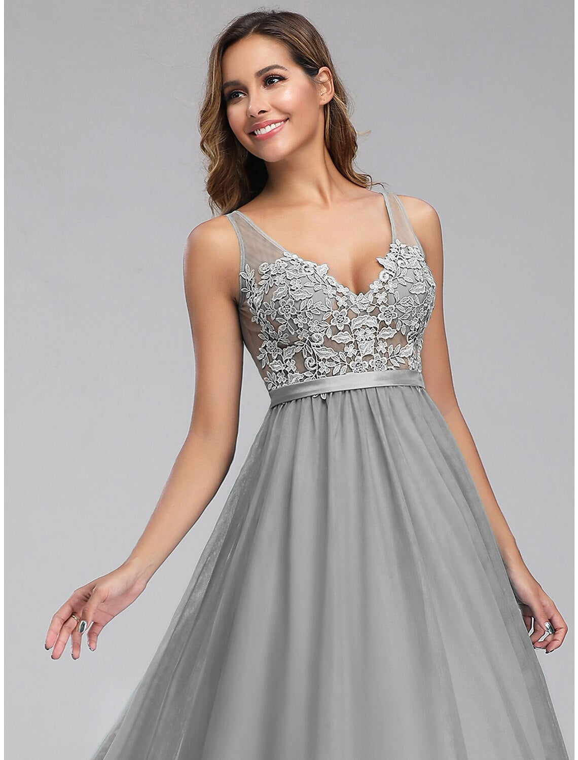A-Line Empire Holiday Prom Dress V Neck V Back Sleeveless Floor Length Chiffon with Appliques