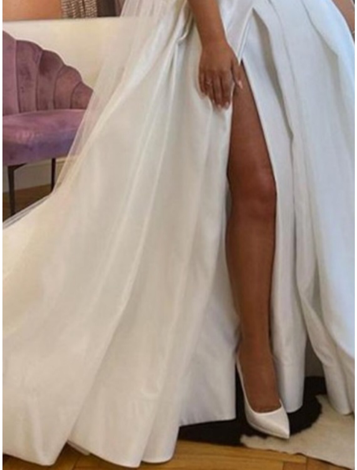 Formal Wedding Dresses Ball Gown Sweetheart Sleeveless Court Train Satin Bridal Gowns With Pleats Ruched